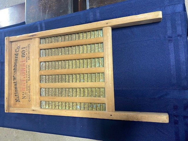 Small Wash Board (1 of 2)