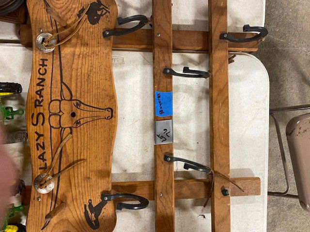 Hat Rack: Lazy "S" Ranch Hanging or hat rack Plastic horse shoes