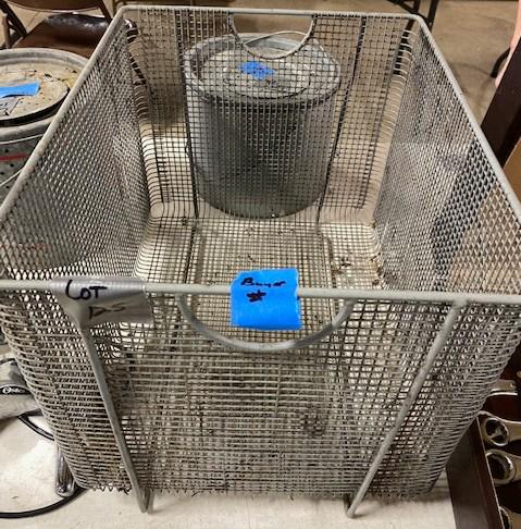 Wire Basket (1 of 1)