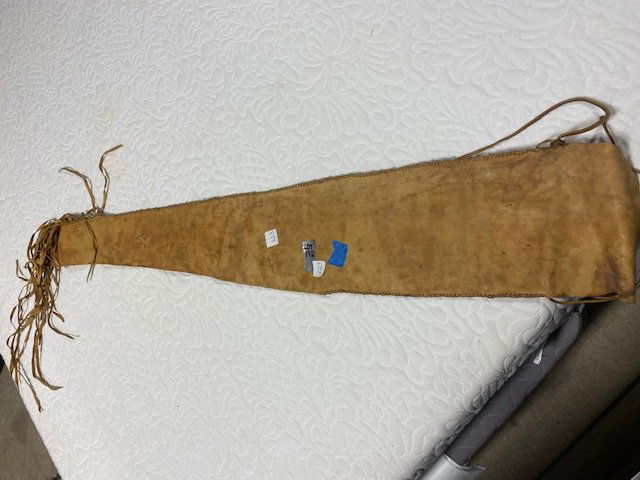 Guns Case: Gun case leather looks hand made