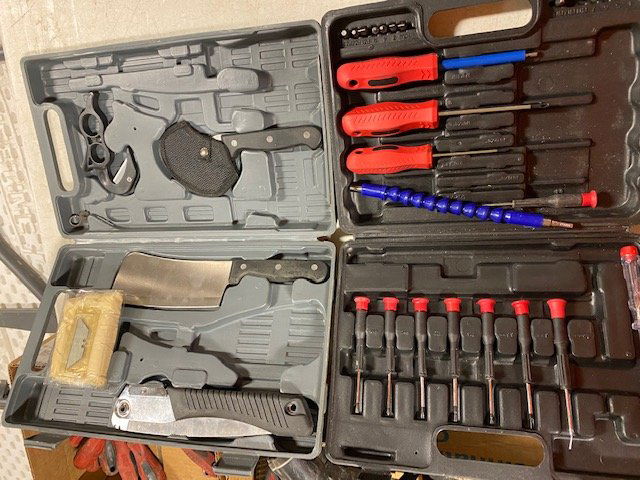 Out fitters Ridge set and screw driver set (1 of 1)