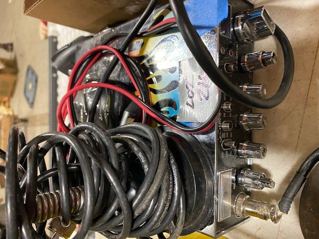 CB Radio and Antenna (1 of 1)