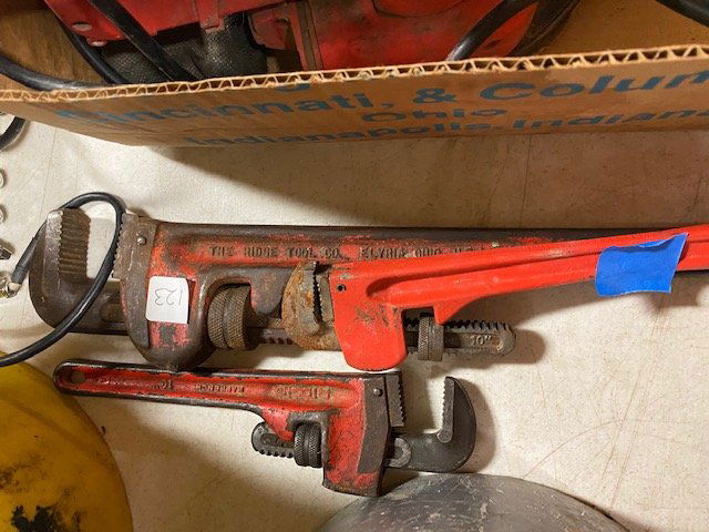 Pipe Wrenches (1 of 1)