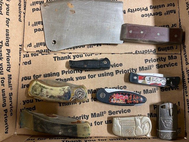 flat of knives (1 of 1)