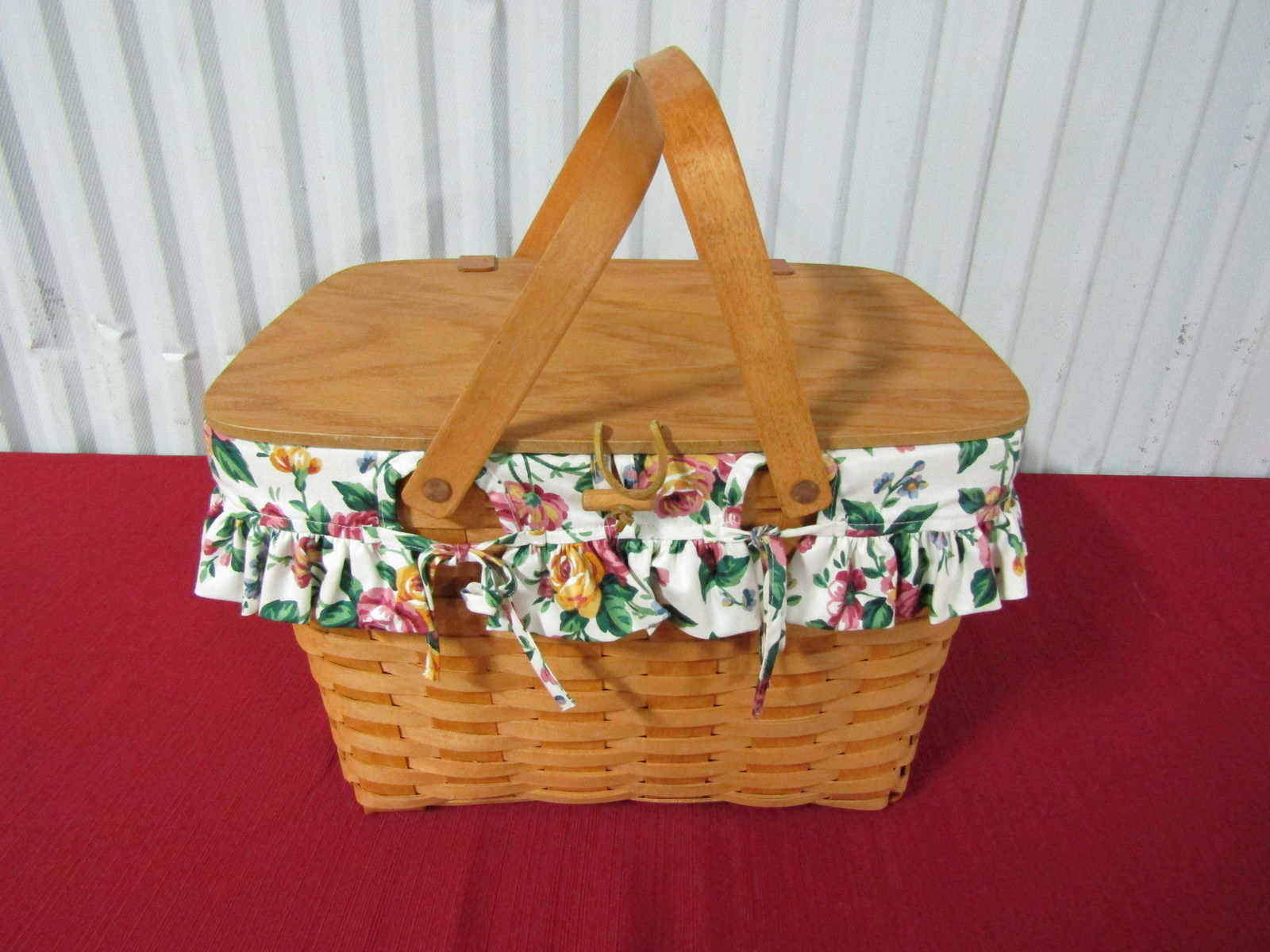 Longaberger Basket (1 of 6)
