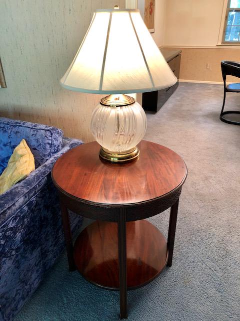 Round Side Table w/Cut Glass Ball Brass Lamp Combo (1 of 8)