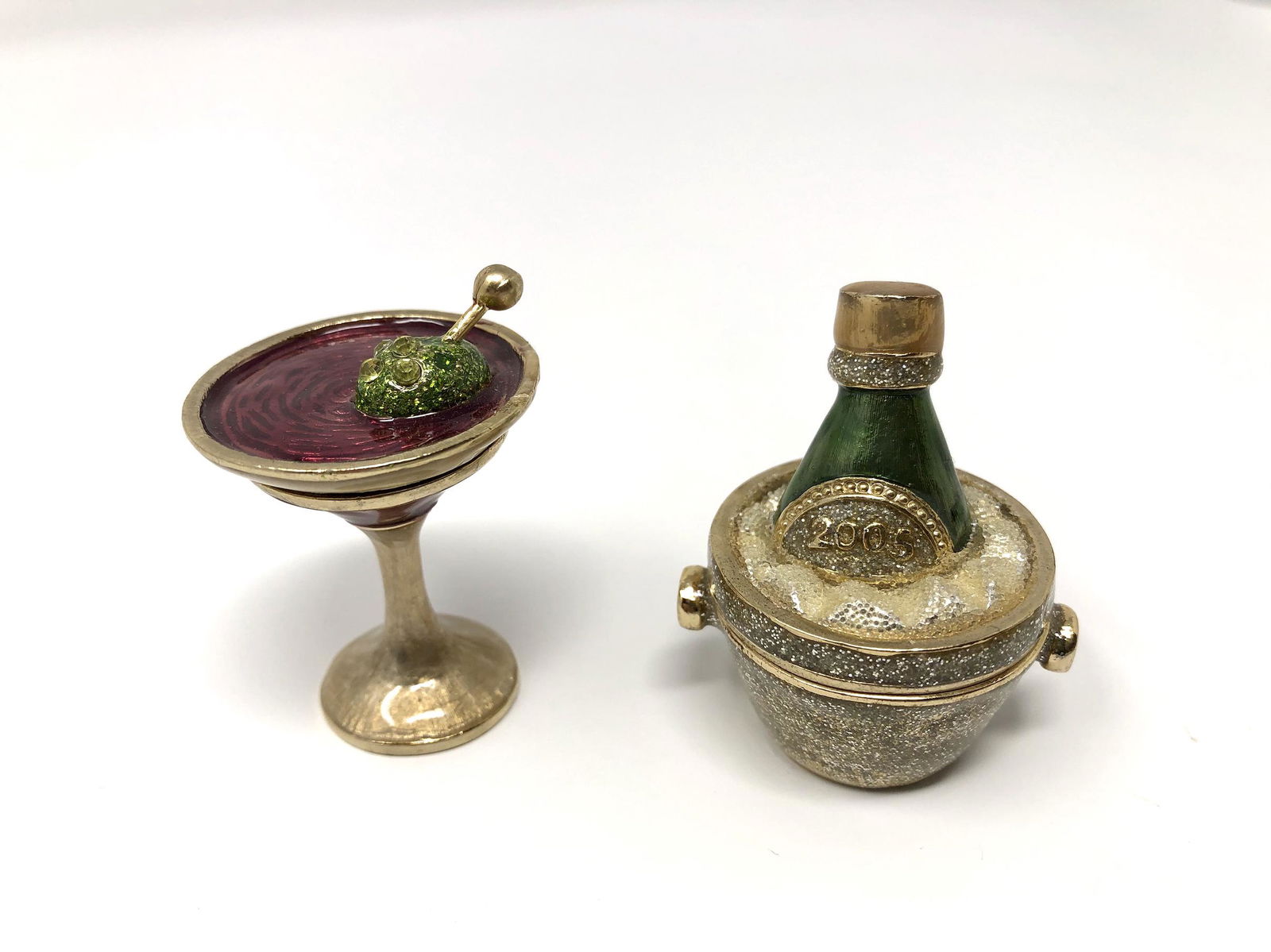 Monet Enameled Bejeweled Trinket Boxes Lot of 2: Monet Enameled Bejeweled Trinket Boxes Lot of 2. Marked Monet. Champagne Bucket, Martini Glass. Collectible Miniatures. All In beautiful as-is, as-shown collector condition. Please note all photograph