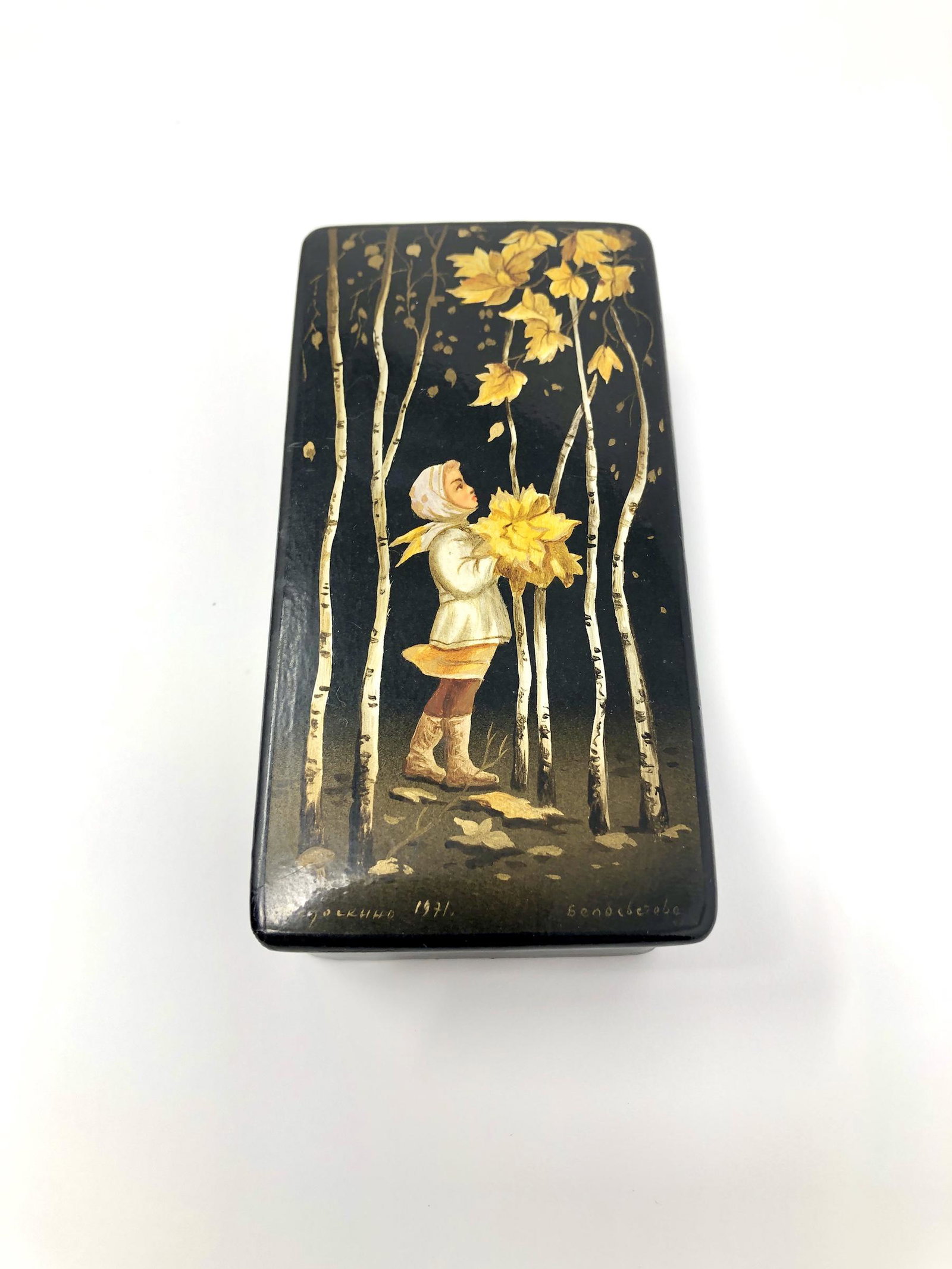 Russian Painted Lacquer Trinket Box: Russian Painted Lacquer Trinket Box. Signed/Marked. Fairy Tale, Folklore and or Legend Themes. Approximately 1 1/4-inches Tall. 2 by 4-inches Long. In beautiful as-is, as-shown collector condition. Pl