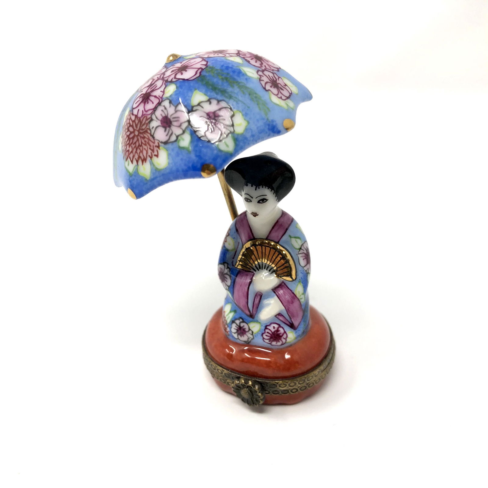 Japanese Geisha With Umbrella Chanille Porcelain: Japanese Geisha With Umbrella Chanille Peint Main Limoges France Porcelain Trinket Box. Hand painted, numbered, signed and or marked. Approx. 3-inches Tall by 1 1/4 -inches In Diameter at the Base. In