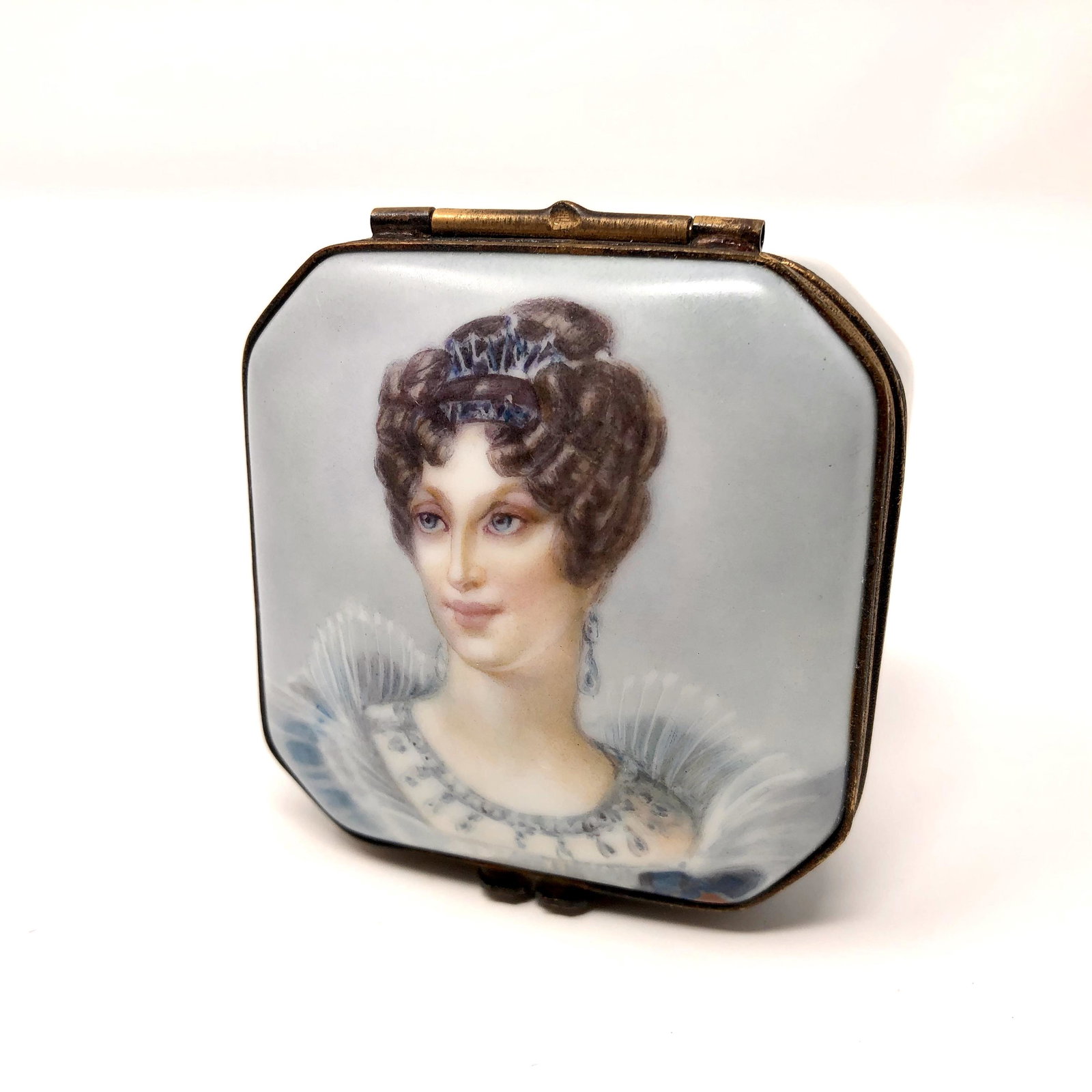 Princess Royalty Painted Russian Porcelain Trinket Box: Princess Royalty Painted Russian Porcelain Trinket Box. Hand painted, signed and or marked. Approx. 1 3/8 -inches Tall by 2 by 2-inches In Dimension. In beautiful as-is, as-shown collector condition. 