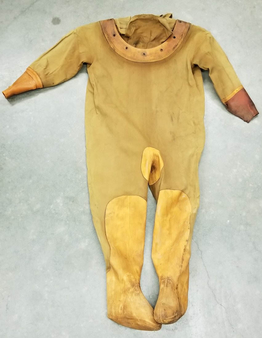 Yokohama Abalone 12 Bolt Pattern Japanese Divers Suit: This divers dress (suit) is in very good displayable condition. It was made by Yokohama in Japan. The suit is a 12 bolt pattern and was found along with Lot #80 - Nippon Sensui 1939 diving helmet. Thi
