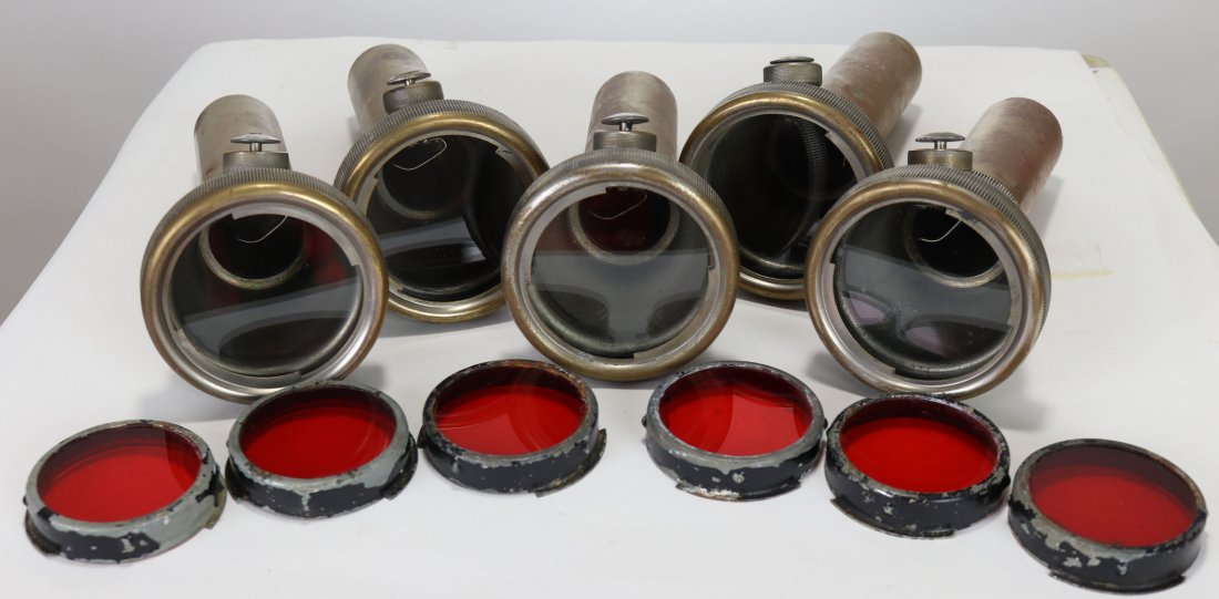 5 Vintage Soviet Era Underwater Brass Flashlights: Very interesting lot of five vintage Russian Soviet era underwater flashlights. Each light is in good untested condition. All five come with a clear glass lens which is loose. Each light also comes wi