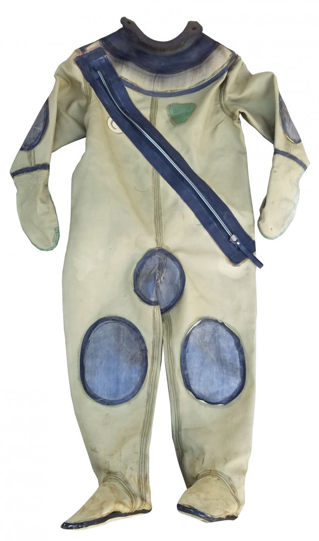 Vintage Soviet 3 Bolt Divers Dress w/ Front Zipper BP-3: This is a very nice vintage Russian or Soviet era 3 bolt diving suit. The most common diving helmet configuration was the 3 bolt pattern. In addition, this suit has a large front zipper, making entry 