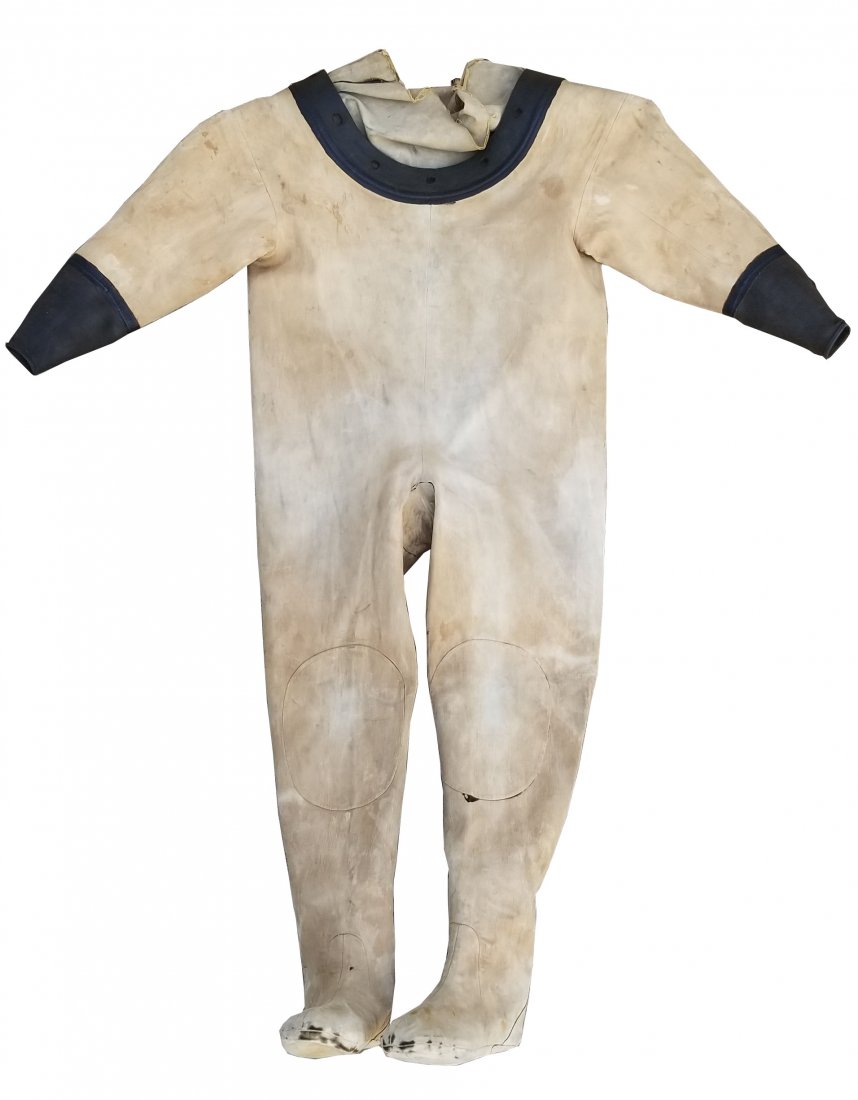 Morse Diving Helmet Suit 12 Bolt Commercial Size 3.: Very difficult to find in this condition - a canvas divers dress punched for a 12 bolt pattern helmet. While not marked, it is believed this suit was made by Morse. The suit does have No 2035 and a la