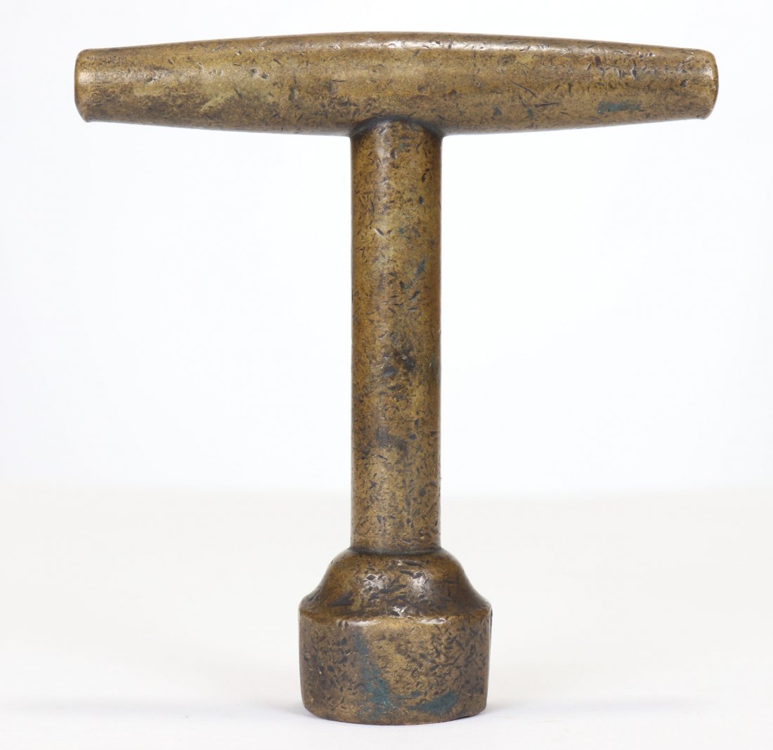 Rare Japanese Diving Helmet Wing Nut T Tee Wrench: Excellent original example of a rarely found Japanese Tee (T) wrench. Piece measures 4 inches tall, made of brass. Typical signs of use, still in excellent condition.