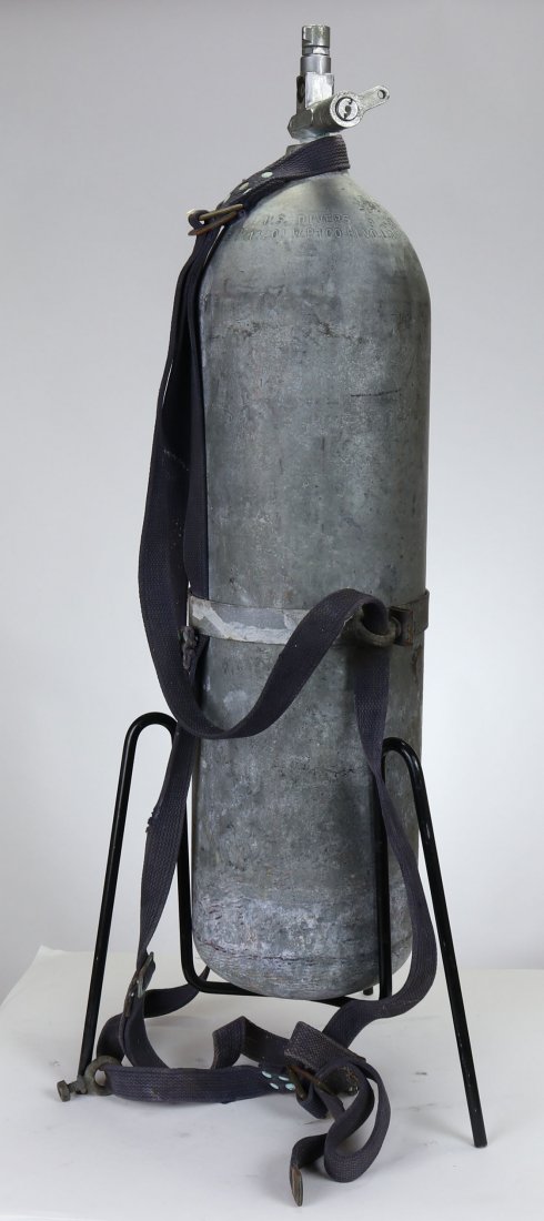 Rare 1950s Rene Buzzoz US Divers Scuba Cylinder: Vintage Scuba rare original early 1950s Rene Bussoz U.S. Divers single cylinder stamped Rene with original vintage blue webbing harness. If you have a very early 1950s USD two hose regulator, this is 