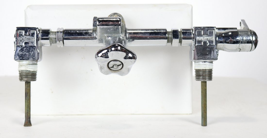 Vintage Healthways Twin Air Tank Manifold: Vintage double tank manifold made by Healthways.