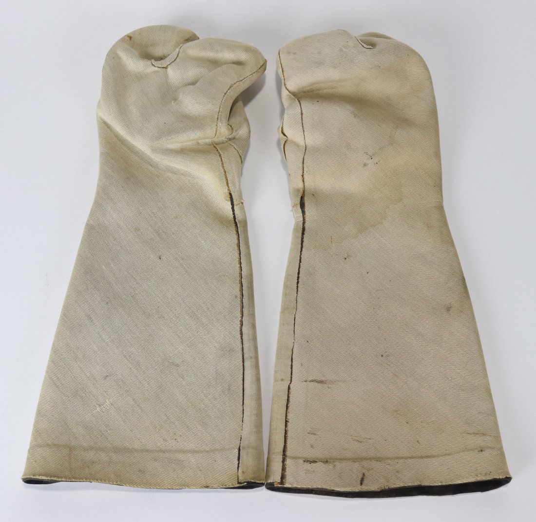 Navy Diving Dress Canvas Three Finger Gloves: Very nice pair of left and right three finger canvas / rubber diving gloves. These were used with a canvas dive suit and part of the standard US Navy Mark V diving dress. Possibly never used, canvas a