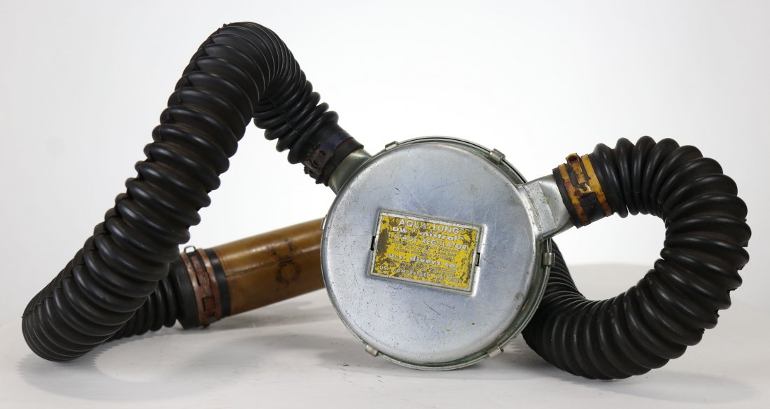 US Divers Aqua-Lung DW Mistral 1 Stage – No Serial #: Very nice U.S. Divers Aqua-Lung DW Mistral 1 stage regulator. This piece features the yellow tag with no serial number. Condition of the rubber hose and mouthpiece can be seen in photos. Unit is untes
