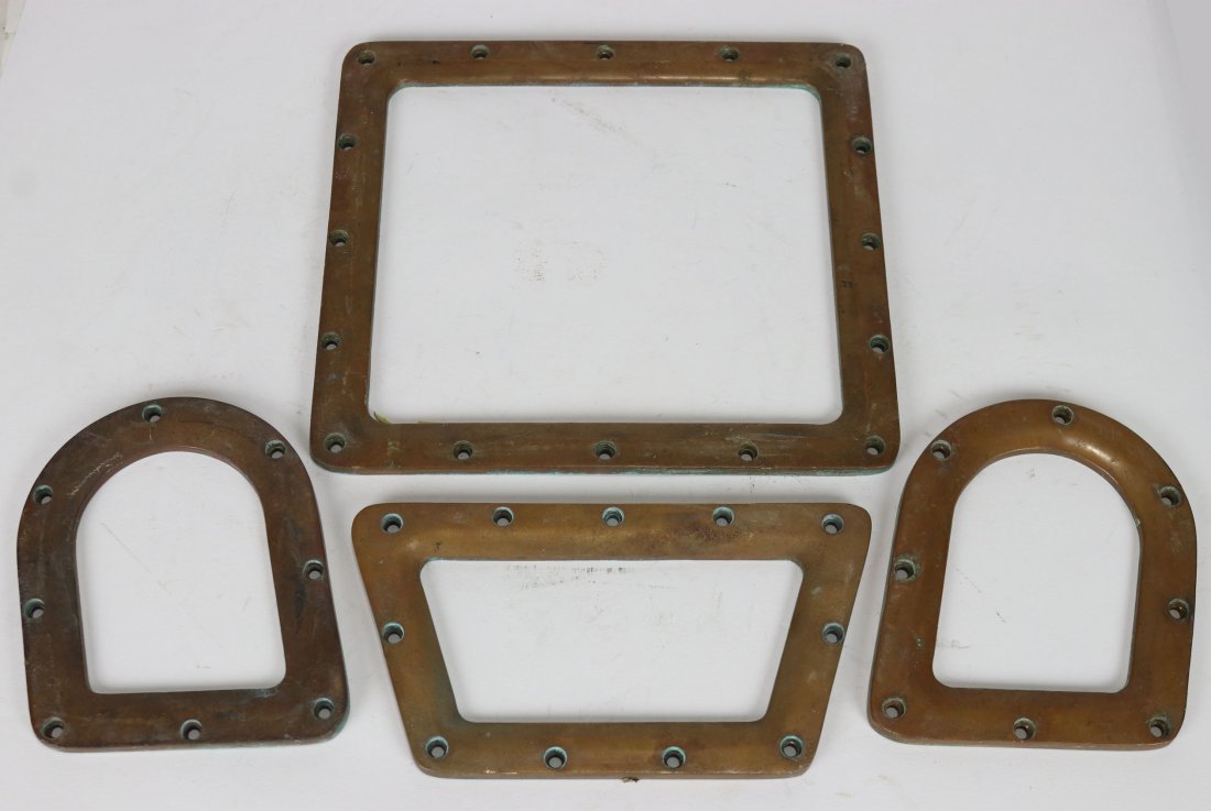 US Navy Mark 12 Diving Helmet Brass Window Frame Set: Full set of original window frames taken off a US Navy Mark 12 diving helmet from the 1980’s. The frames are in very good unrestored condition and will secure on to any Mark 12.