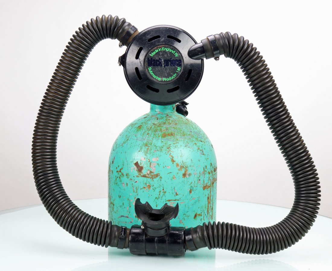 Submarine Products Black Prince Double Hose Regulator: Nice example of a circa 1970s Submarine Products Ltd Black Prince double hose regulator made in England. Black plastic and body is in good condition with typical minor wear associated with use. Hose a