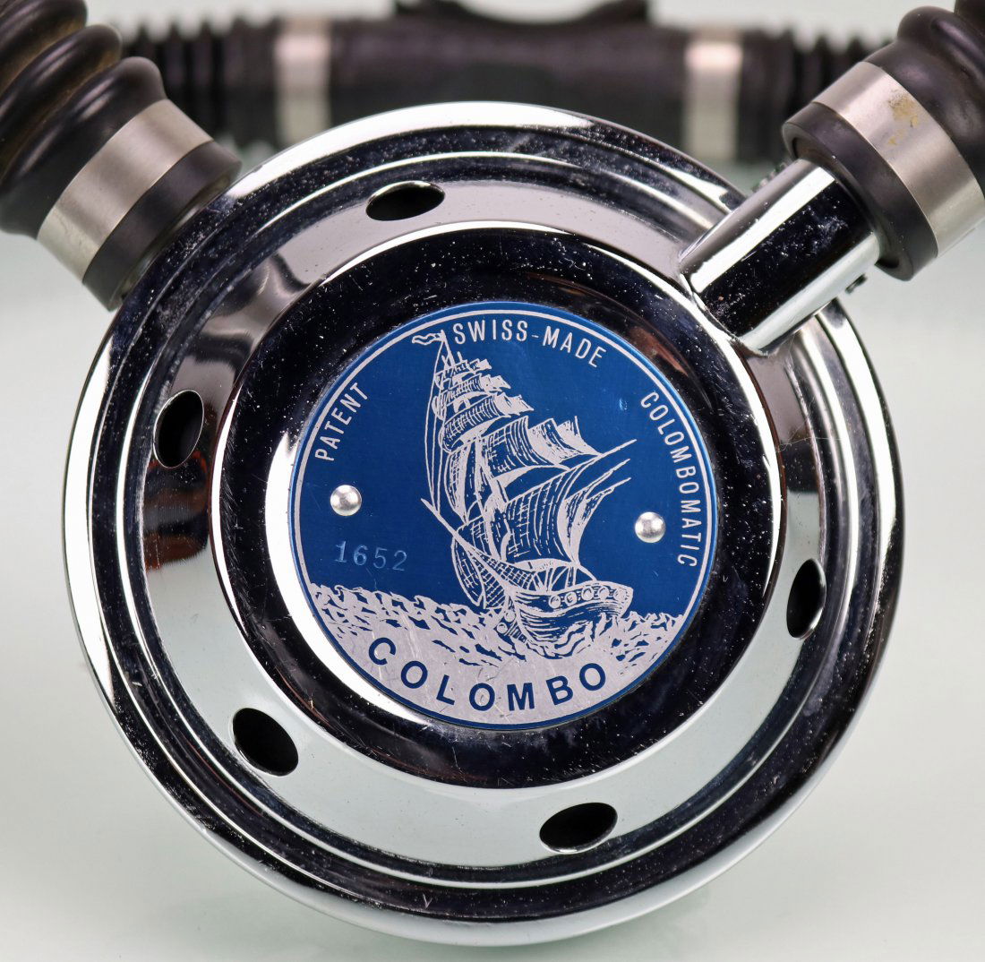 Colombomatic Columbo Swiss Double Hose Regulator: A stunning example of a rarely seen Colombo double hose regulator. This was made by the Ringli Company in Zurich Switzerland. The metal body is in excellent condition. Hose and mouthpiece are in excel