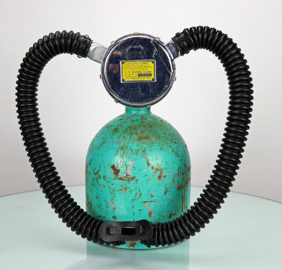 1955 US Divers Double Hose Regulator Early Mouthpiece (1 of 5)