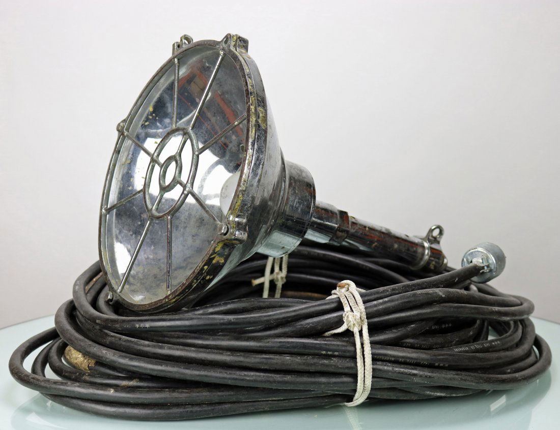 WWII Era Submarine Lamp Divers Light w/ Power Cord (1 of 5)