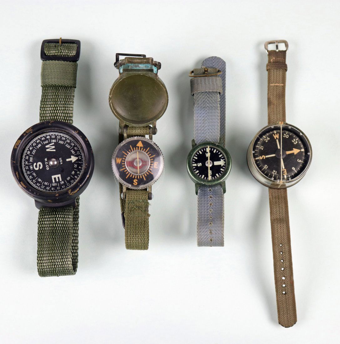Collection Of 4 Military Divers Compasses 1940s & 1950s (1 of 11)