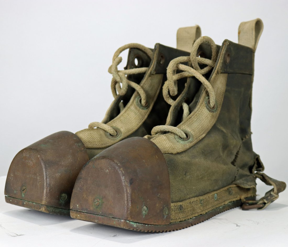 DESCO Navy Type Lightweight Diving Boots (1 of 7)