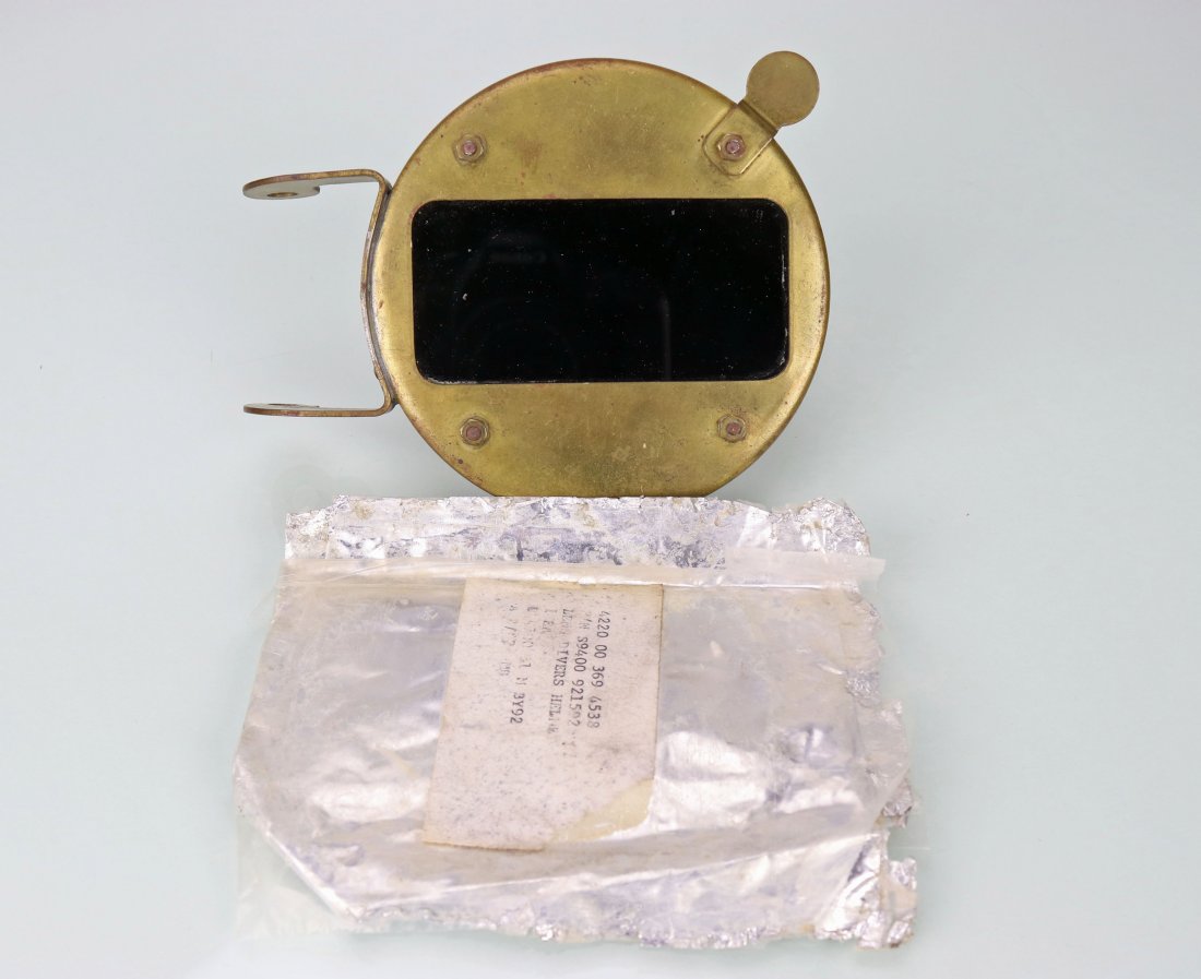 USN Mark V Welding Shield and Spare Lens (1 of 4)