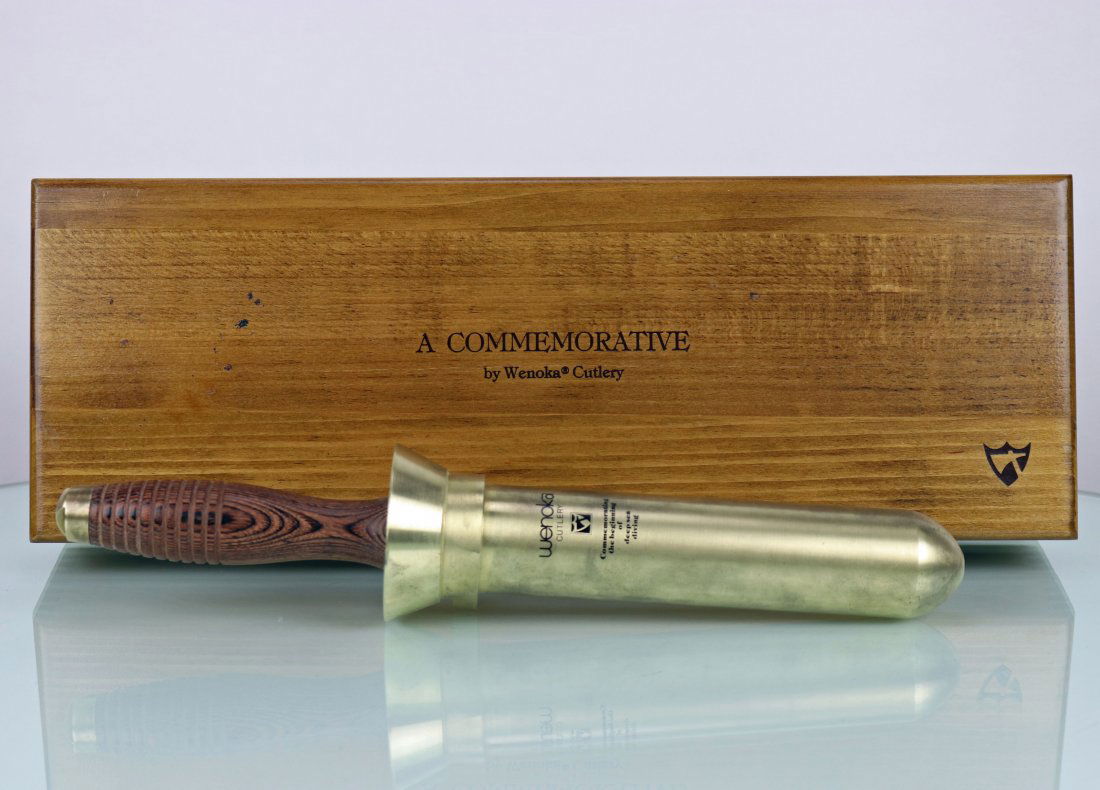 Wenoka US Navy Deep Sea Diving Knife + Presentation Box (1 of 5)