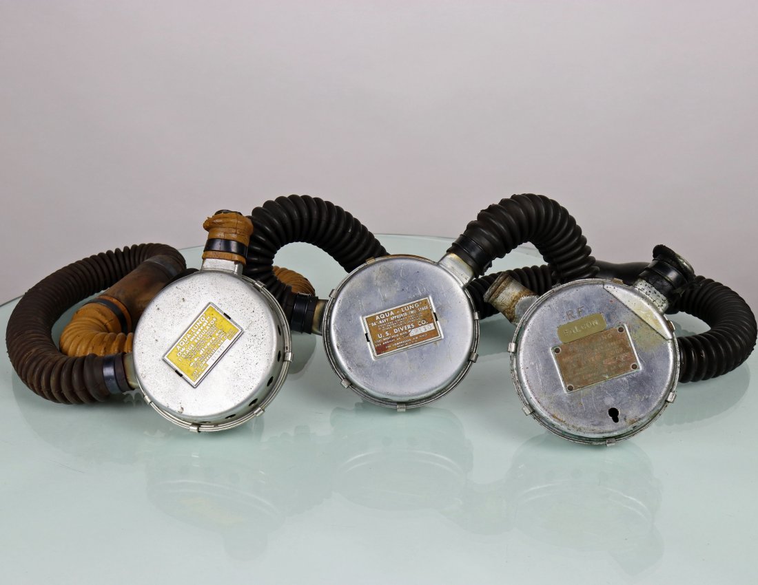 3 US Divers Aqua-Lung Double Hose Regulators #4 (1 of 5)