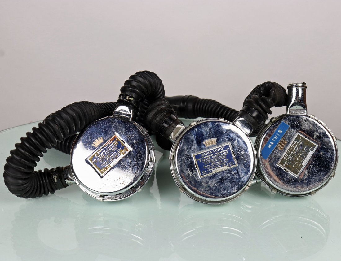 3 US DIVERS Aqua-Master Double Hose Regulators #5 (1 of 5)