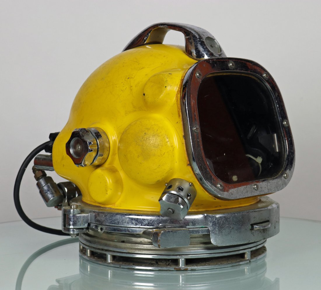 Original Bob Ratcliffe Rat Hat Diving Helmet (1 of 15)