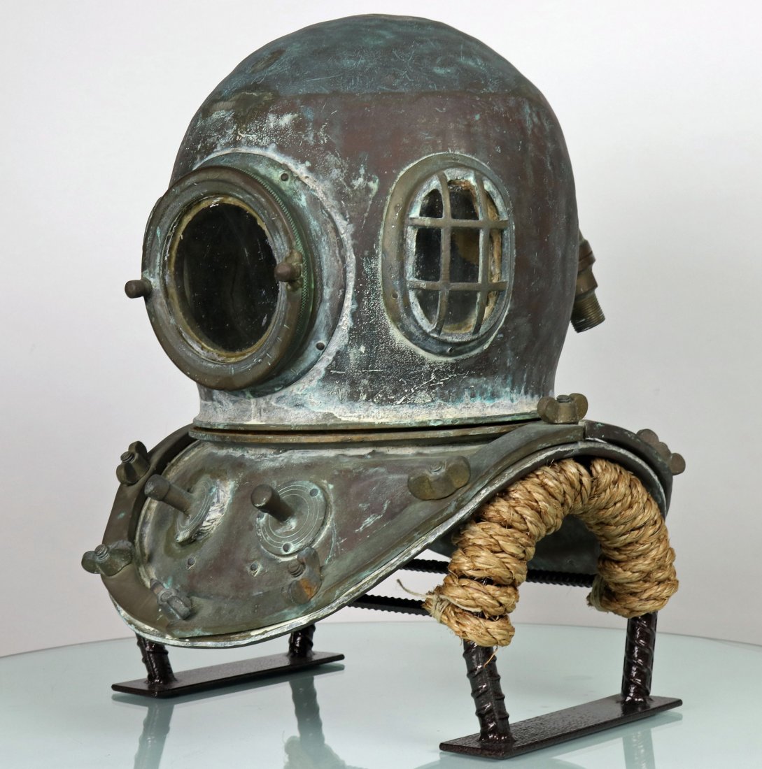 3 Light 12 Bolt Copper & Brass Asian Diving Helmet (1 of 12)