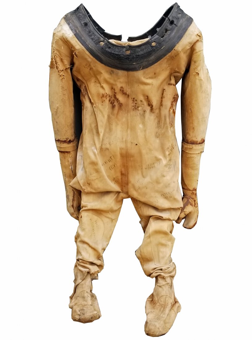 US Navy Mark V Divers Dress Signed by UDT Divers 1940s (1 of 10)