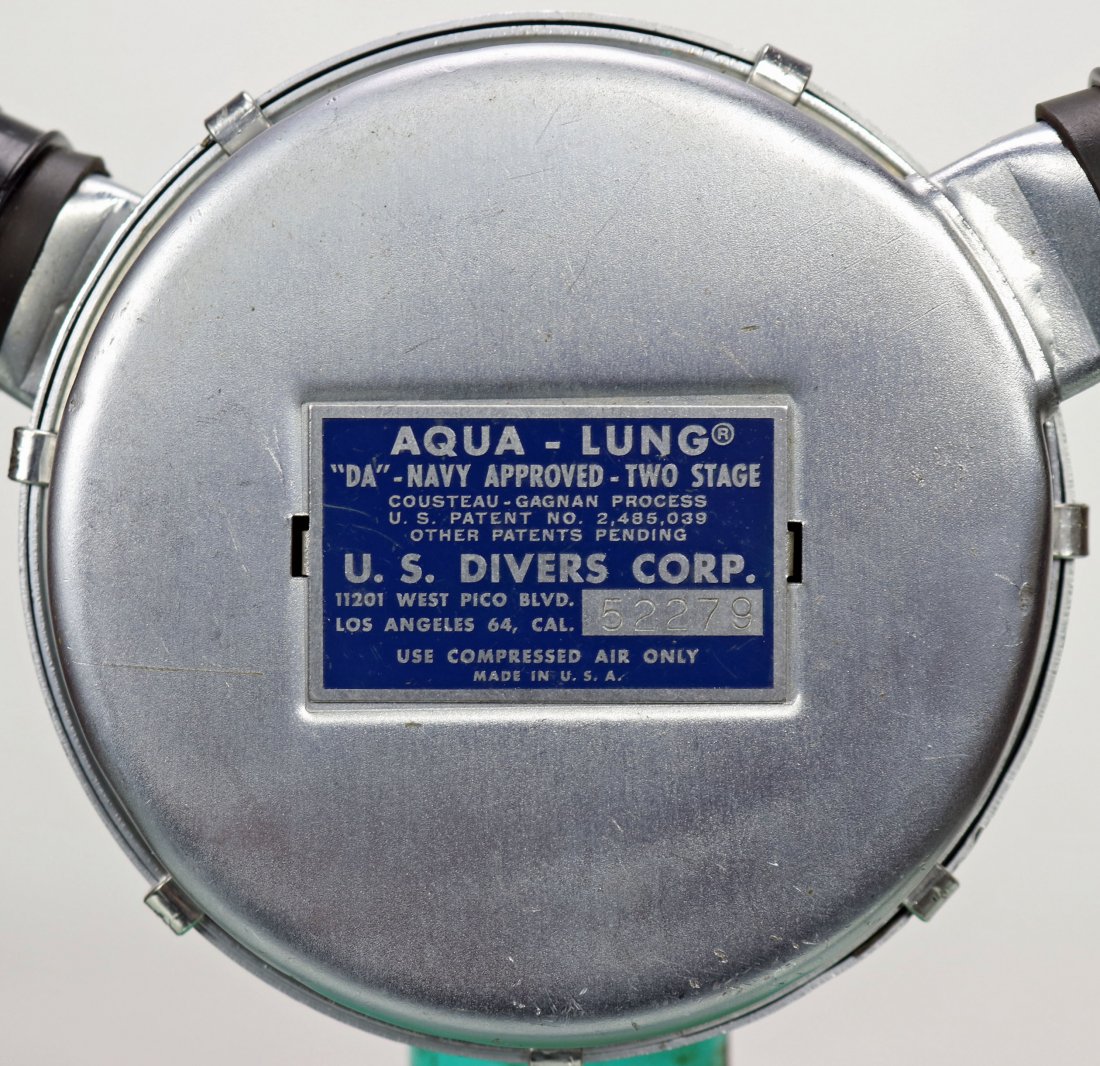 1957 Aqua-Lung DA Navy Blue Label Double Hose Regulator: This is a very nice US Divers Aqua-Lung DA Navy Approved Two State double hose regulator dating to the 1957 time period. This example features the blue label, with West Pico Blvd. address. Serial numb