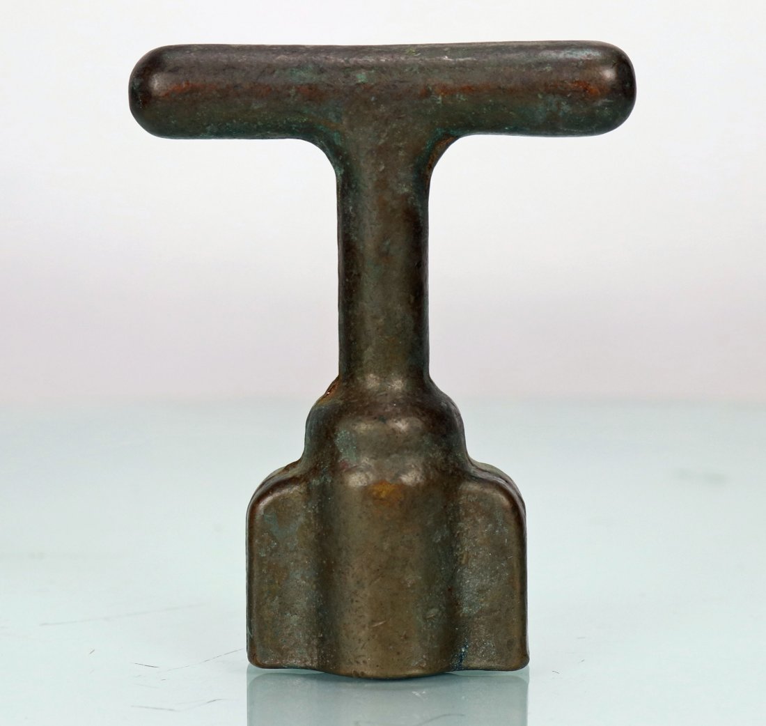 Vintage USN Mark V Diving Helmet T Wrench: Very nice vintage US Navy Mark V diving helmet wing nut wrench, aka T wrench. No manufactures marks or names present, likely WWII vintage. Please refer to photos for overall condition. All items will