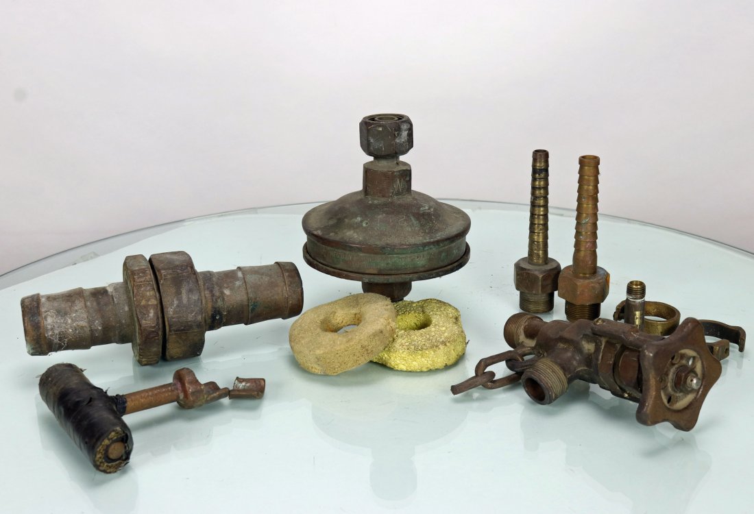 Assortment of Divers Air & Diving Helmet Parts: This is a grouping of original vintage brass parts used with a divers air line primarily. Parts include a Morse Diving Equipment stamped air line filter housing, a large brass fitting, an air control 
