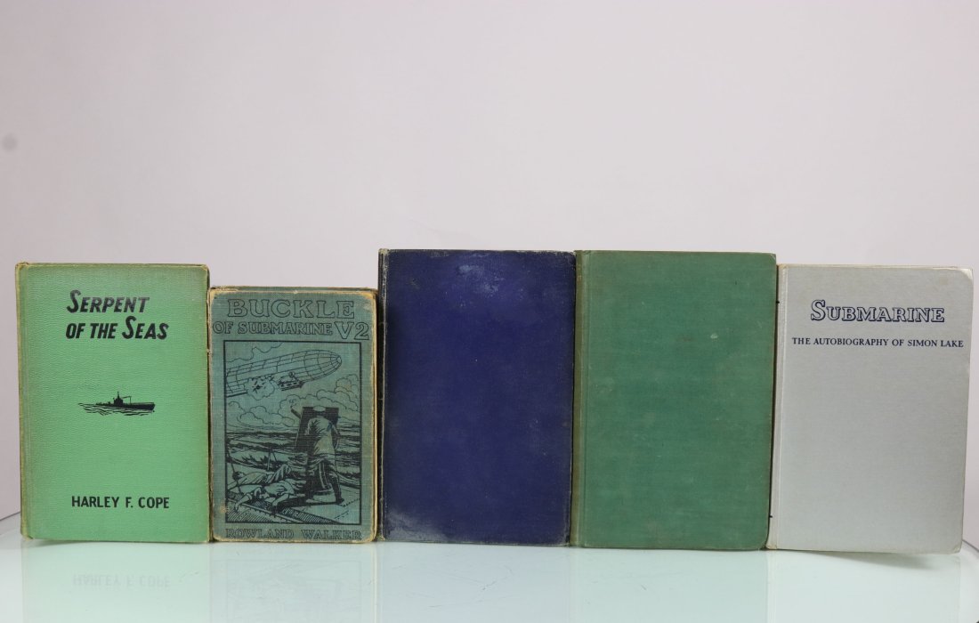5 Vintage Submarine Hardcover Books Grouping 26 (1 of 2)