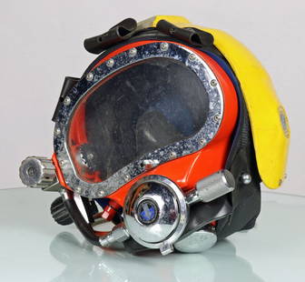 Kirby Morgan KMB-9 Divers Band Mask & Helmet Shell: This is a nice used Kirby Morgan model KMB-9 band mask with attached fiberglass helmet shell. This equipment was used approximately ten years ago and has since been in climate controlled storage. Plea