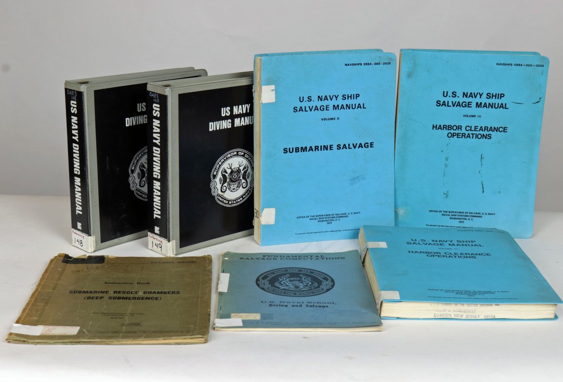 Six US Navy Dive Manuals & Submarine Rescue Chambers Book (1 of 2)