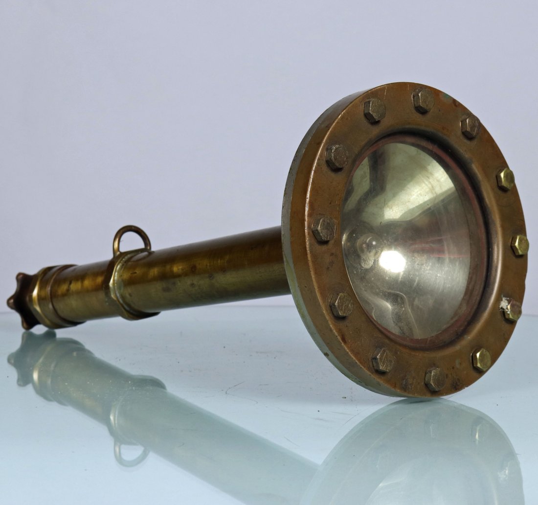 DESCO Browne Divers Underwater Hand Light (1 of 5)