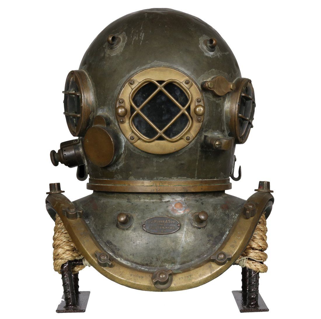 1919 A.J. Morse & Son Antique Diving Helmet (1 of 11)