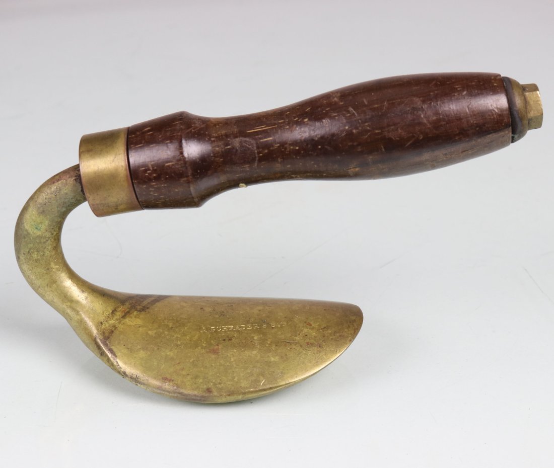 Early A. Schraders Son Brass Dive Dress Cuff Expander (1 of 3)