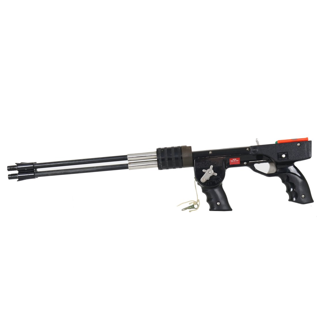 Johnson Submarine Speargun Mark IV 4 Barrel: Very impressive and rarely see vintage speargun made by the Tapmatic Corporation. This is a Johnson Submarine Gun model Mark IV. This example features four barrels and an integrated reel line. Accompa