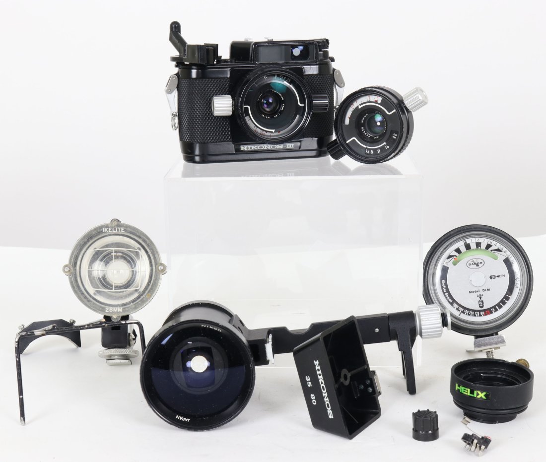 Nikonos Iii Underwater Camera + Extra Much More!