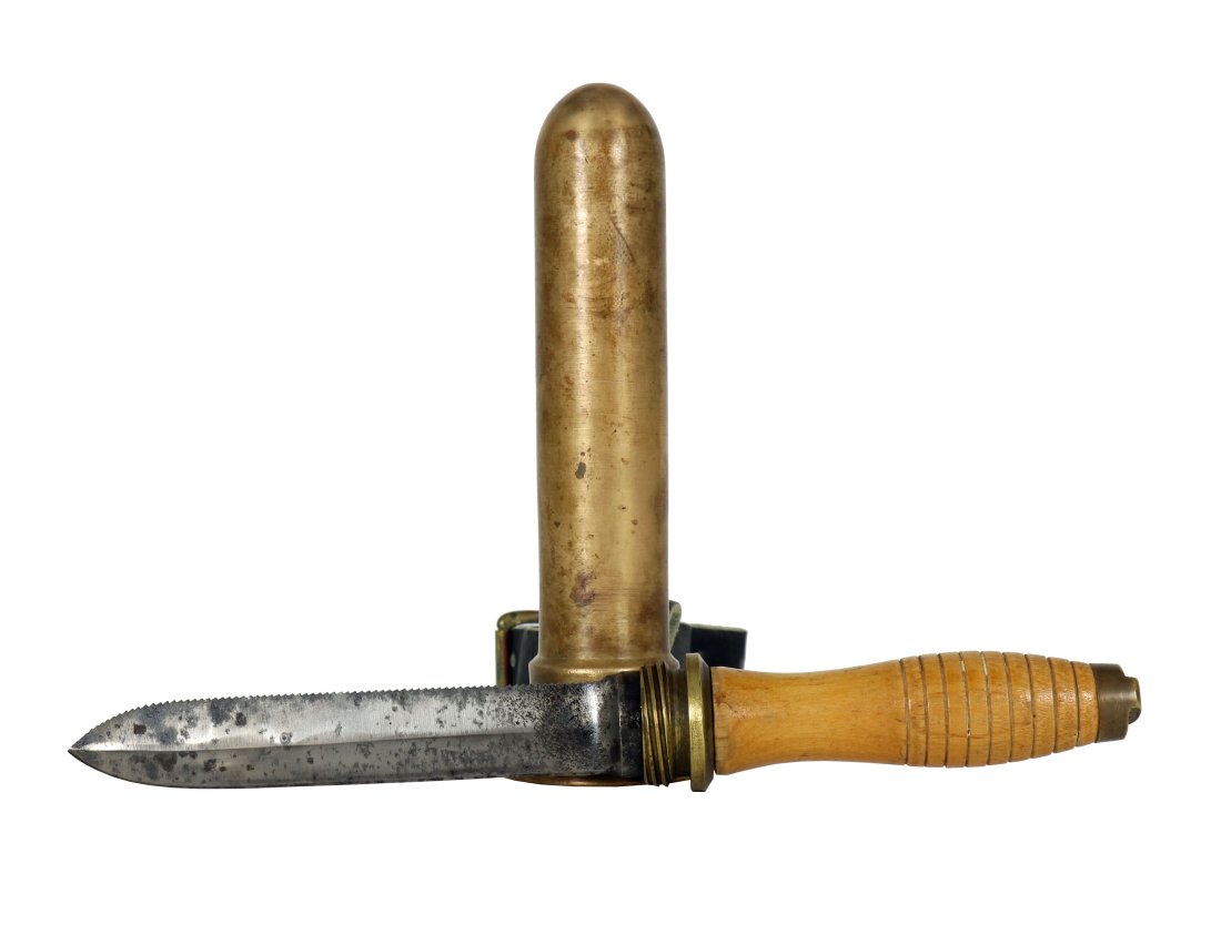 US Navy Mark V Dive Knife w/ Guinness Book Record History (1 of 5)