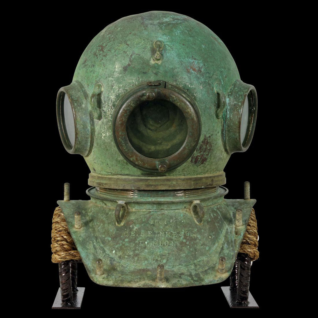 Heinke 12 Bolt Pearler Diving Helmet 1871-1922 (1 of 14)